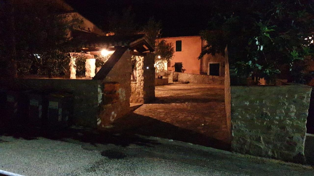 B&B I Martelli Треві Екстер'єр фото